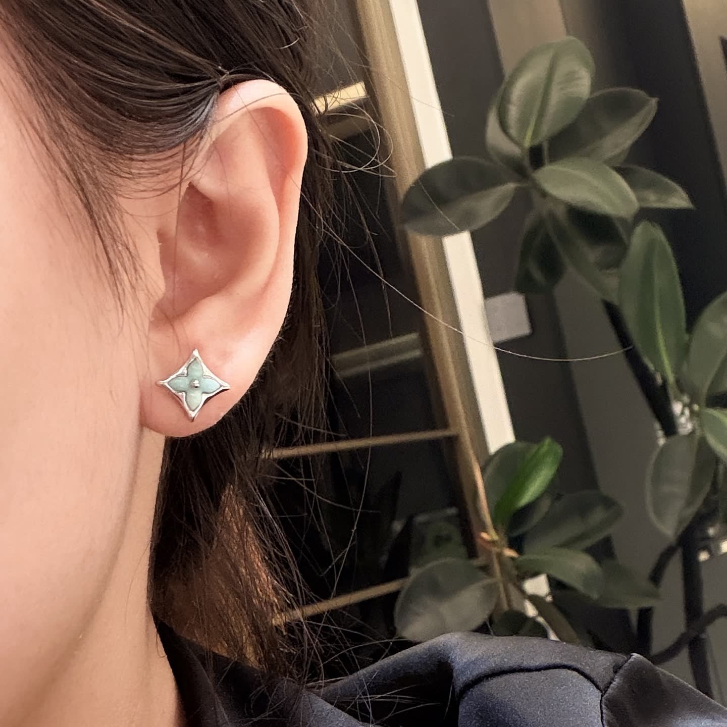 Louis Vuitton Blue Flower Earrings